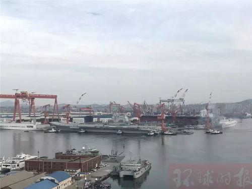 国产第1艘航母下水视频,见证中国海军新篇章  第2张