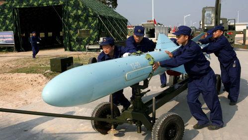 国产单兵飞行器实验视频,空中翱翔，未来战场新利器